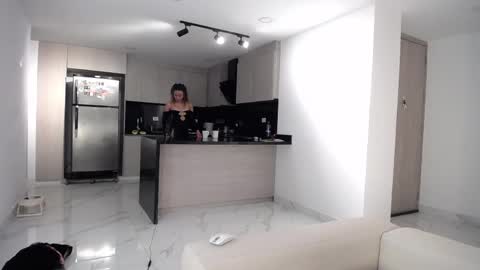 Snapshot of varenka_ivanova22 chatting on 04-07-26, 03:51 varenka_ivanova22 online show from 04-07-26, 03:51