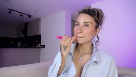 Snapshot of varenka_ivanova22 chatting on 04-11-26, 07:45 varenka_ivanova22 online show from 04-11-26, 07:45