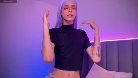 Snapshot of varya_ferreira chatting on 12-17-24, 01:05  Varya Ferreira - independent model  online show from 12-17-24, 01:05