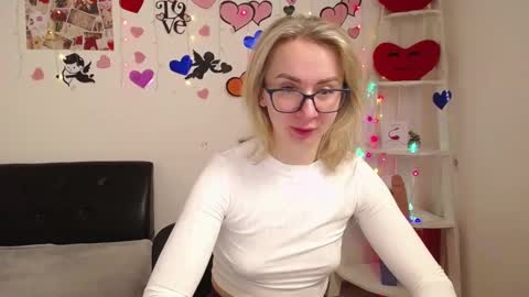 Vasilisa online show from 02-08-25, 06:33