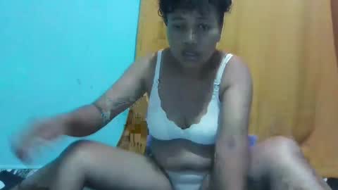 Snapshot of vayannah chatting on 04-28-26, 09:47 Vayannah online show from 04-28-26, 09:47