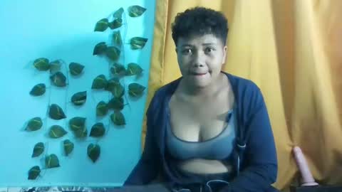Snapshot of vayannah chatting on 05-28-26, 08:06 Vayannah online show from 05-28-26, 08:06