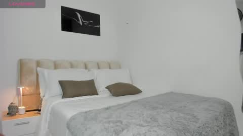 Hi Im Vayolet online show from 04-27-26, 09:35