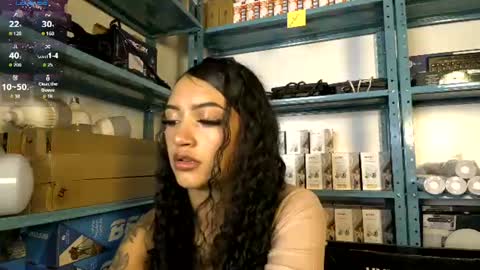 Snapshot of vaythiare_stone chatting on 06-10-26, 07:35 Vaythiare online show from 06-10-26, 07:35