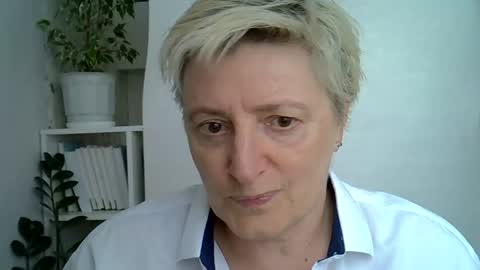 Snapshot of vea_motty chatting on 05-05-26, 12:46 vea_motty online show from 05-05-26, 12:46