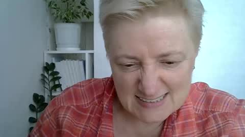 Snapshot of vea_motty chatting on 05-09-26, 02:11 vea_motty online show from 05-09-26, 02:11