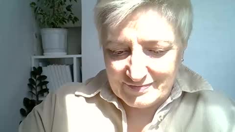 Snapshot of vea_motty chatting on 05-21-26, 08:54 vea_motty online show from 05-21-26, 08:54