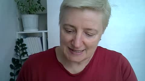 Snapshot of vea_motty chatting on 05-22-26, 08:21 vea_motty online show from 05-22-26, 08:21