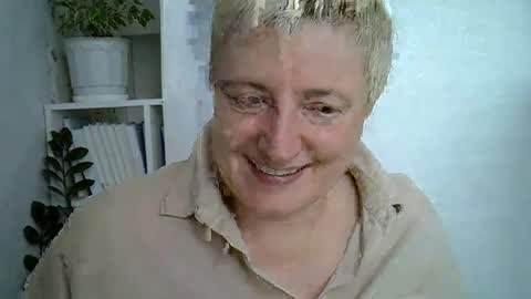Snapshot of vea_motty chatting on 06-04-26, 06:08 vea_motty online show from 06-04-26, 06:08