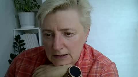 Snapshot of vea_motty chatting on 06-09-26, 12:17 vea_motty online show from 06-09-26, 12:17