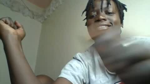 Vee tommy online show from 11-27-25, 02:24