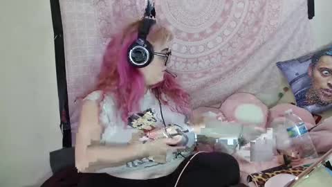 Snapshot of veelehanex3 chatting on 12-02-24, 03:25 Veronica Lehane online show from 12-02-24, 03:25