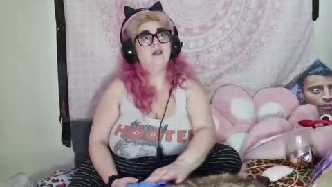 Snapshot of veelehanex3 chatting on 12-11-24, 06:25 Veronica Lehane online show from 12-11-24, 06:25