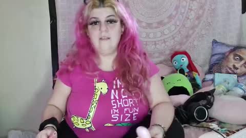 Snapshot of veelehanex3 chatting on 12-30-24, 02:30 Veronica Lehane online show from 12-30-24, 02:30