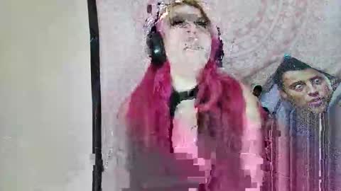Snapshot of veelehanex3 chatting on 01-21-25, 04:10 Veronica Lehane online show from 01-21-25, 04:10