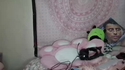 Snapshot of veelehanex3 chatting on 01-22-25, 07:35 Veronica Lehane online show from 01-22-25, 07:35