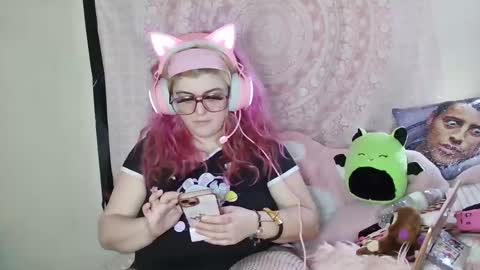 Snapshot of veelehanex3 chatting on 03-01-25, 03:38 Veronica Lehane online show from 03-01-25, 03:38