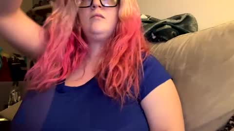 Snapshot of veelehanex3 chatting on 03-10-25, 03:23 Veronica Lehane online show from 03-10-25, 03:23