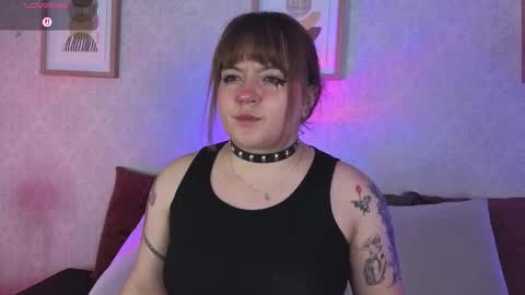 Snapshot of veesimons_dh chatting on 11-04-25, 09:25 Vee Simons online show from 11-04-25, 09:25