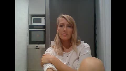 Veessa online show from 10-23-25, 06:06