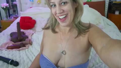 Vegas Dani online show from 03-28-26, 01:49