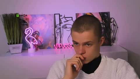 Snapshot of veldi_to chatting on 12-04-25, 12:14 veldi_to online show from 12-04-25, 12:14