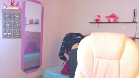 velinahoneyy online show from 06-12-26, 01:10