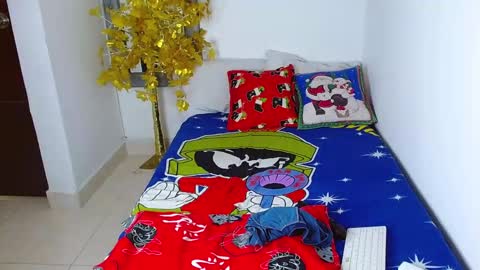 velk_hot1 online show from 01-05-26, 05:27