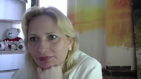 Snapshot of velka_raspberry chatting on 05-06-26, 08:08 velka_raspberry online show from 05-06-26, 08:08