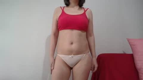 Snapshot of vellarin chatting on 06-22-26, 03:36 Vellarin online show from 06-22-26, 03:36