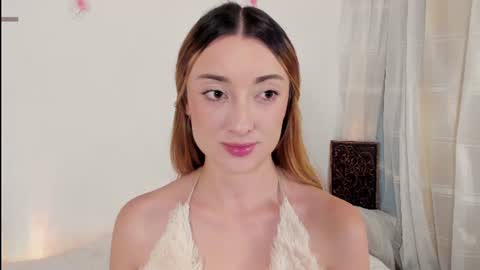 Snapshot of velvet_00 chatting on 07-24-26, 04:43 velvet_00 online show from 07-24-26, 04:43