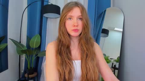 velvet_cherry online show from 02-09-25, 06:26