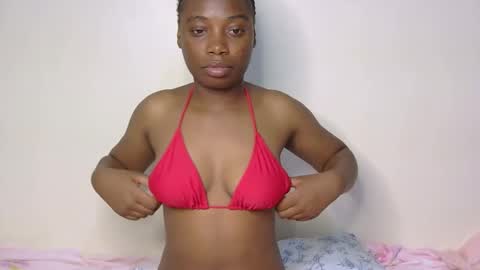 Snapshot of velvet_diva chatting on 05-12-26, 08:39 Diva online show from 05-12-26, 08:39