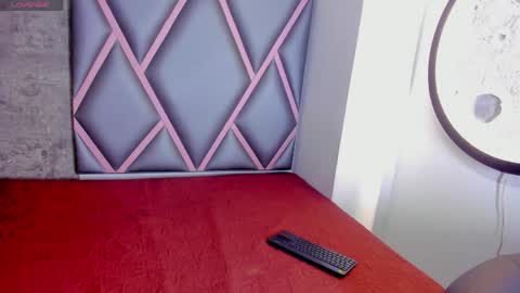 Snapshot of velvet_duo23 chatting on 05-11-26, 11:49 Stefany Y Diego online show from 05-11-26, 11:49