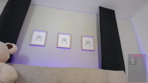 Lia online show from 03-10-26, 01:16