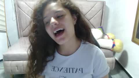 velvet_moon_v online show from 10-27-25, 01:04