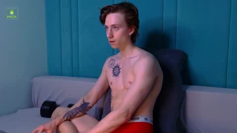 Snapshot of velvet_power chatting on 05-08-26, 04:29 Ares online show from 05-08-26, 04:29