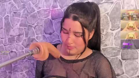 velvet_rosee_ online show from 09-14-25, 03:44