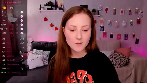 Mia online show from 03-26-26, 08:53