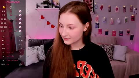 Mia online show from 04-25-26, 07:55