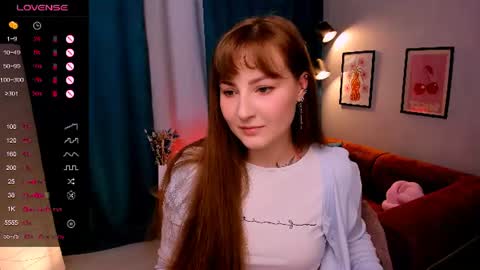 Snapshot of velvetcherry_ chatting on 06-17-26, 09:01 Mia online show from 06-17-26, 09:01