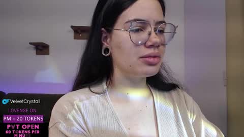  Crystal         PVT OPEN online show from 11-08-25, 04:12