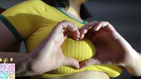 Snapshot of velvetcrystal chatting on 06-20-26, 12:25 Crystal PVT OPEN online show from 06-20-26, 12:25