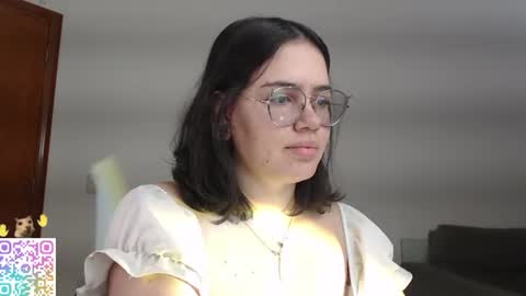 Snapshot of velvetcrystal chatting on 06-26-26, 01:43 Crystal PVT OPEN online show from 06-26-26, 01:43
