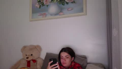 Snapshot of velvetmoon123 chatting on 11-21-25, 08:51 velvetmoon123 online show from 11-21-25, 08:51