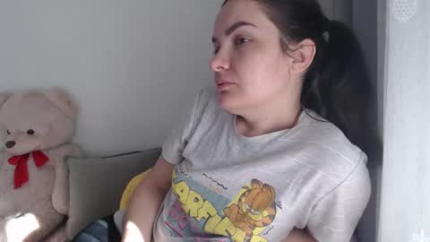 Snapshot of velvetmoon123 chatting on 12-16-25, 10:09 velvetmoon123 online show from 12-16-25, 10:09