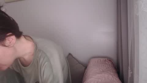 velvetmoon123 online show from 12-18-25, 07:47