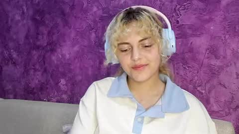 velvetmumble online show from 06-03-26, 05:18