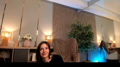 Snapshot of velvetspell chatting on 05-16-26, 03:25 Velvet online show from 05-16-26, 03:25