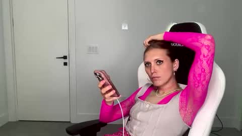 VelvetTGirl online show from 02-14-26, 04:15